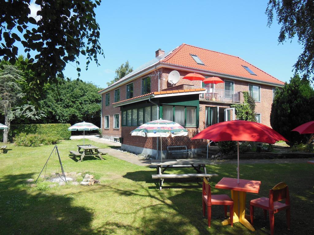 Bed & Breakfast Sirius Glud Екстер'єр фото